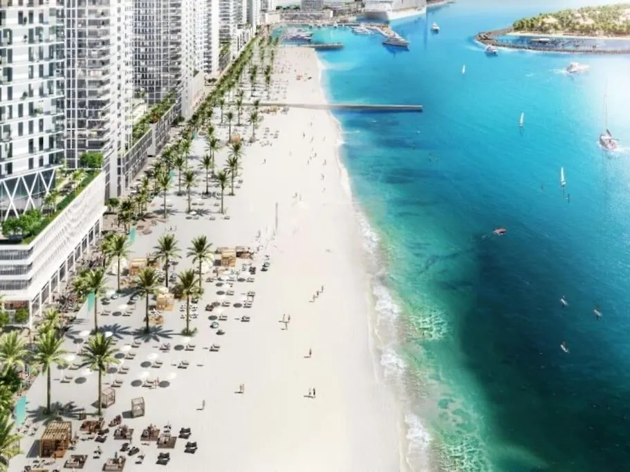 Luxurious Beachfront Apartment Dubai